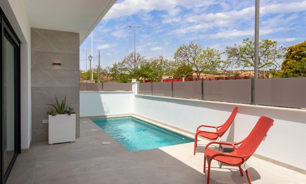 Neue Gebäude - Stadthaus -
Sucina