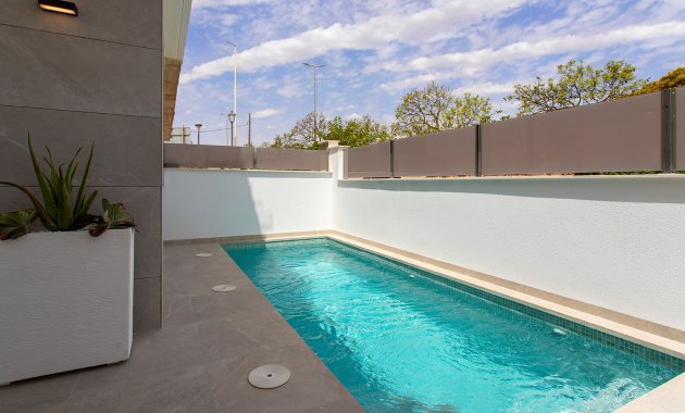 Neue Gebäude - Stadthaus -
Sucina