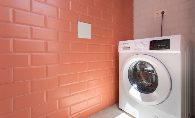 Neue Gebäude - Stadthaus -
Sucina