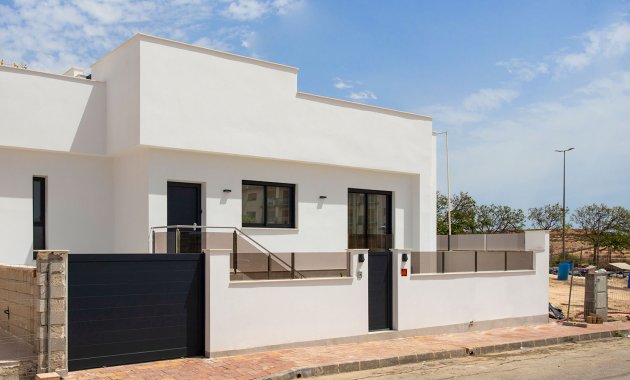 Neue Gebäude - Stadthaus -
Sucina