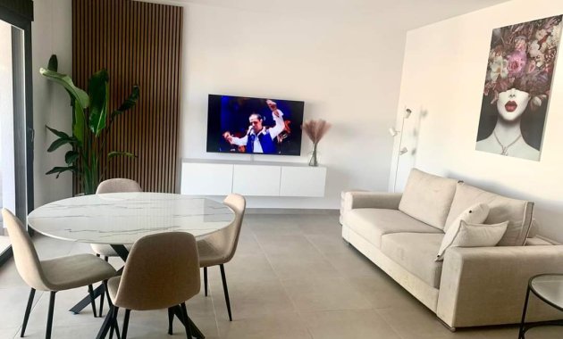 Neue Gebäude - Penthouse -
Pilar de la Horadada