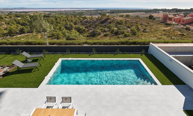 Obra nueva - Independiente / Villa -
San Miguel de Salinas