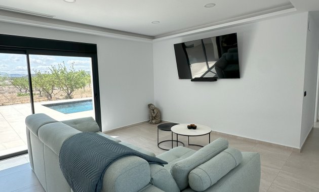 Obra nueva - Independiente / Villa -
Pinoso