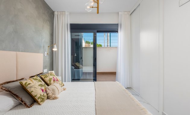 Nouvelle construction - Bungalow à l’étage -
San Miguel de Salinas