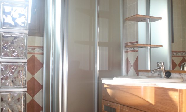 Neue Gebäude - Freistehend / Villa -
Torrevieja