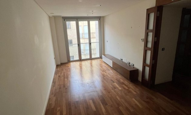 Obra nueva - Apartamento -
Elche