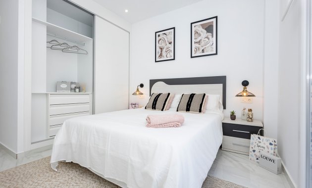 Obra nueva - Apartamento -
Jacarilla