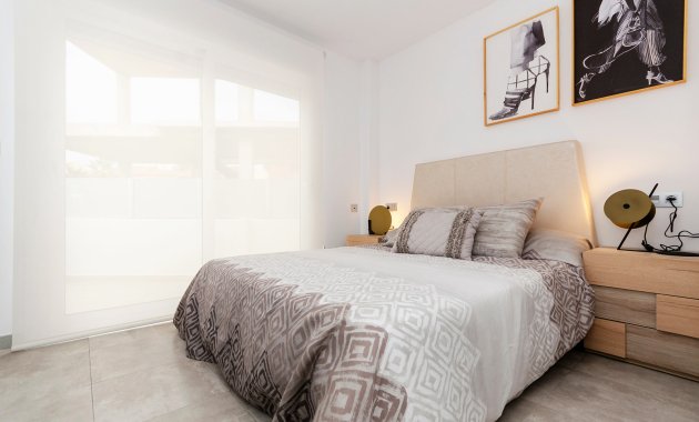 Nouvelle construction - Mitoyenne -
Torrevieja