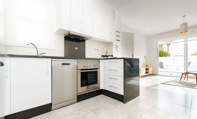 Nouvelle construction - Mitoyenne -
Torrevieja