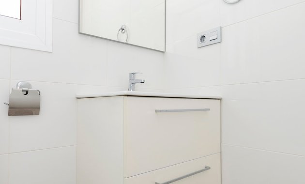 Nouvelle construction - Mitoyenne -
Torrevieja