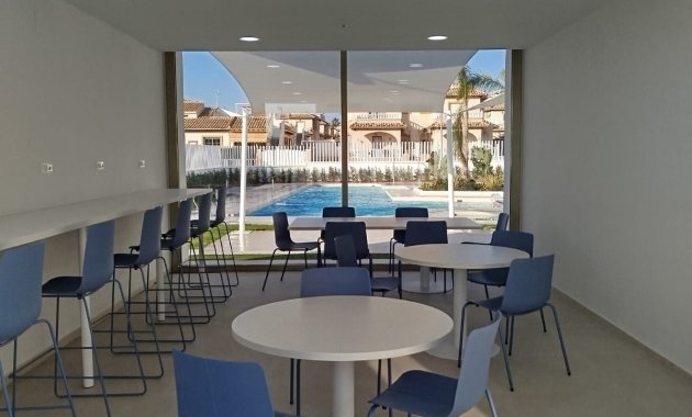 Obra nueva - Apartamento -
Cabo Roig
