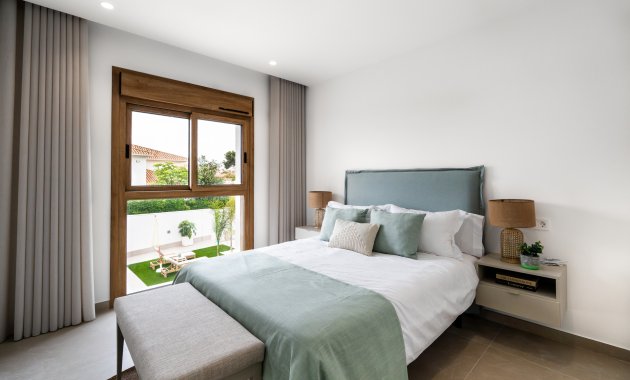 Obra nueva - Independiente / Villa -
Orihuela Costa