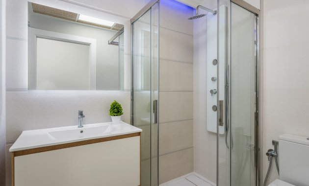 Nieuwbouw Woningen - Bungalow op verdieping -
Torrevieja