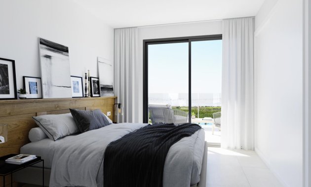 Obra nueva - Ático -
Torrevieja