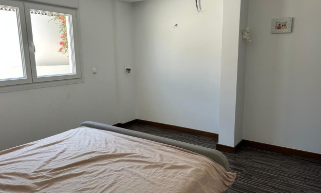 Reventa - Independiente / Villa -
Ciudad Quesada - Rojales - Rojales