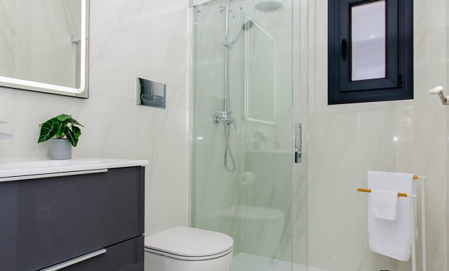 Obra nueva - Independiente / Villa -
Orihuela - Entre Naranjos - Vistabella