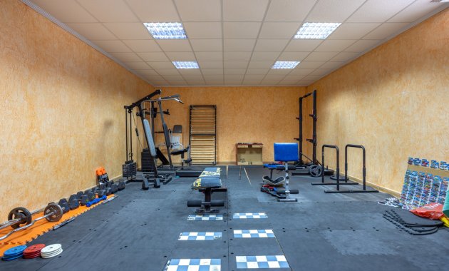 Reventa - Independiente / Villa -
Los Montesinos - La Herrada