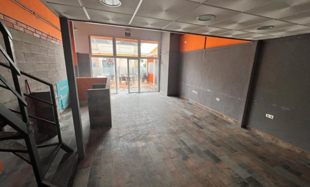 Reventa - Comercial -
Algorfa - La Finca Golf