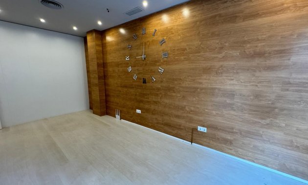 Reventa - Comercial -
Guardamar del Segura - Centro