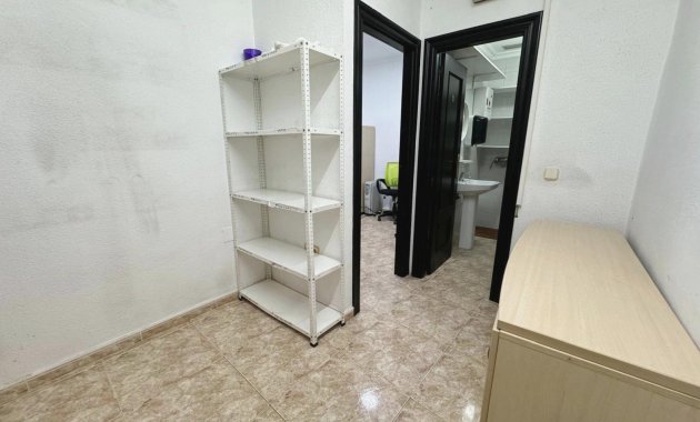 Reventa - Comercial -
Guardamar del Segura - Centro