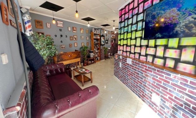 Reventa - Comercial -
Guardamar del Segura - Centro