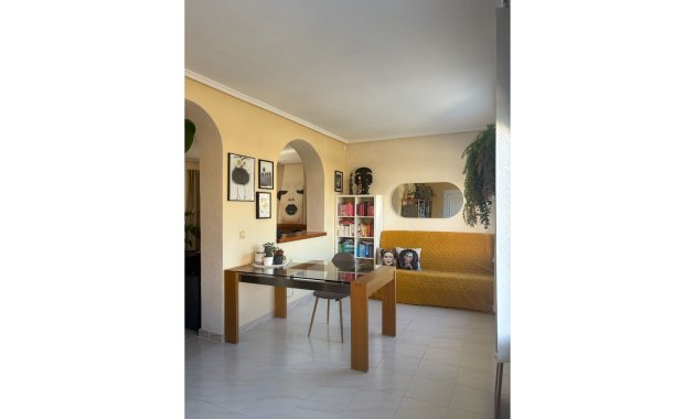 Reventa - Independiente / Villa -
Ciudad Quesada - Rojales - Quesada Center