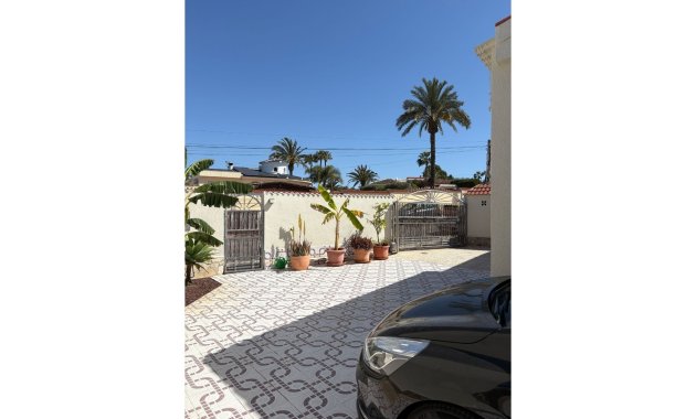 Reventa - Independiente / Villa -
Ciudad Quesada - Rojales - Quesada Center