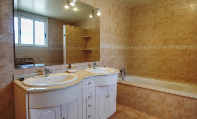 Alquiler a corto plazo - Independiente / Villa -
Ciudad Quesada - Rojales - Ciudad Quesada