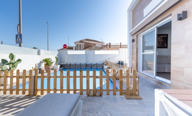 New Build - Detached House / Villa -
Avileses