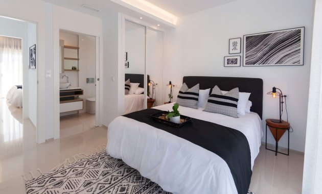 Neue Gebäude - Freistehend / Villa -
Los Alcazares - Los Alcázares