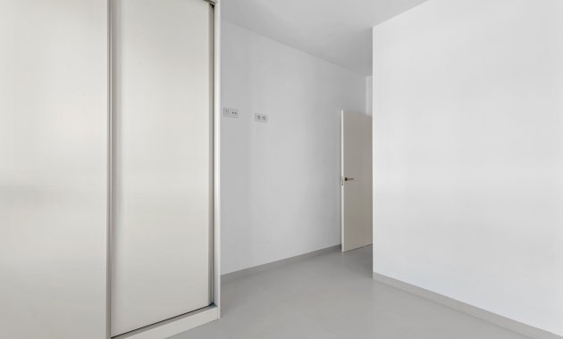 Reventa - Apartamento -
San Miguel de Salinas - Costa Blanca South