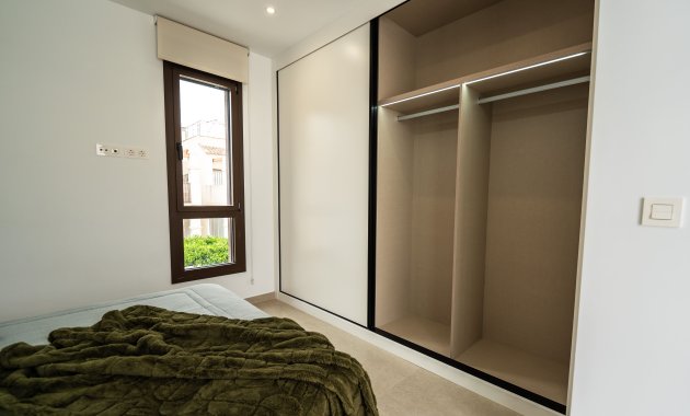 Obra nueva - Casa adosada -
Almoradí - Las Heredades