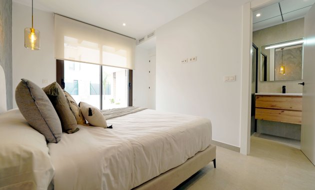 Obra nueva - Casa adosada -
Almoradí - Las Heredades