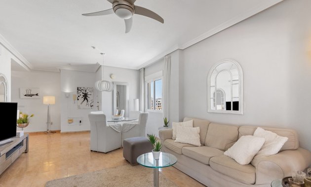 Reventa - Ático -
Orihuela Costa - Villamartín