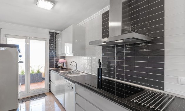 Reventa - Ático -
Orihuela Costa - Villamartín