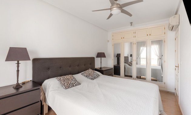 Reventa - Ático -
Orihuela Costa - Villamartín