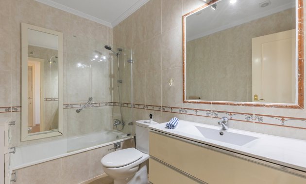 Reventa - Ático -
Orihuela Costa - Villamartín