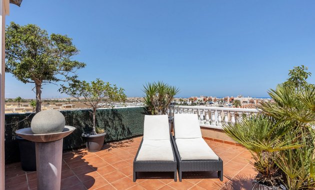 Reventa - Ático -
Orihuela Costa - Villamartín