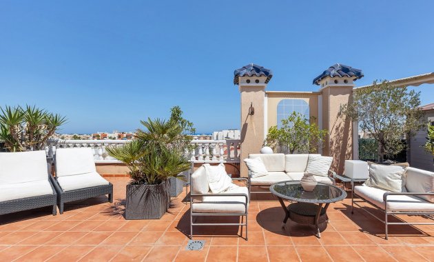 Reventa - Ático -
Orihuela Costa - Villamartín