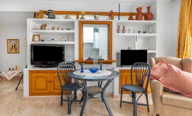 Reventa - Apartamento -
La Mata - Playa