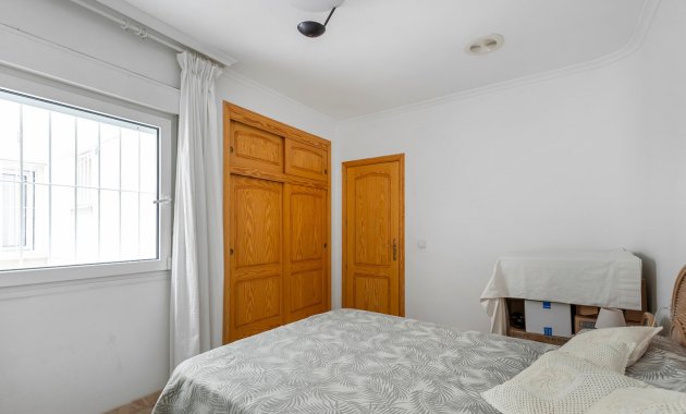 Reventa - Apartamento -
La Mata - Playa