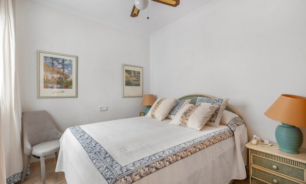 Reventa - Apartamento -
La Mata - Playa