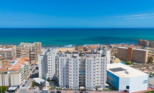Reventa - Piso - Planta baja -
La Mata - Playa