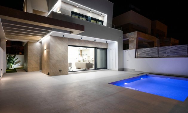 Nieuwbouw Woningen - Villa -
San Miguel de Salinas - El Galán