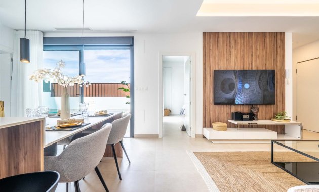 Obra nueva - Independiente / Villa -
Roldán