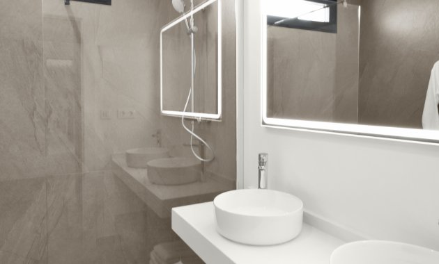 Obra nueva - Independiente / Villa -
Banos y Mendigo - Altaona Golf