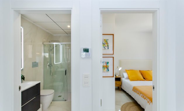 Obra nueva - Independiente / Villa -
Orihuela - Entre Naranjos - Vistabella