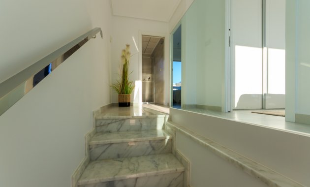 Obra nueva - Casa adosada -
Pilar de la Horadada