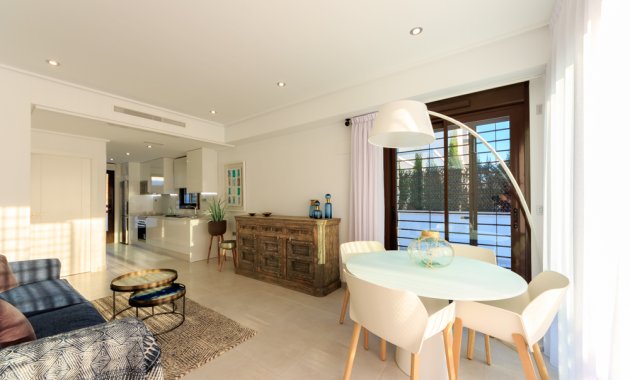 Obra nueva - Casa adosada -
Pilar de la Horadada