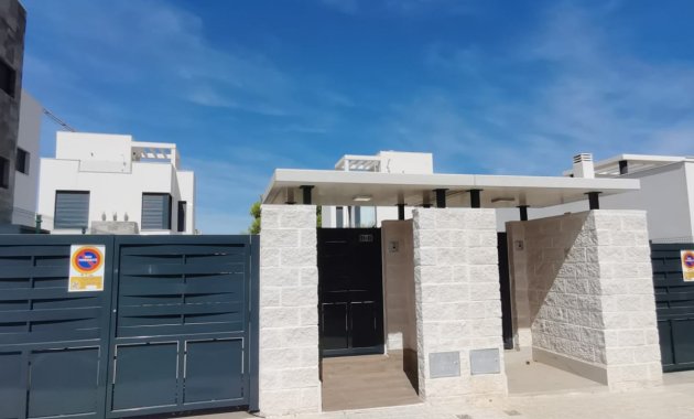 Neue Gebäude - Freistehend / Villa -
Cartagena